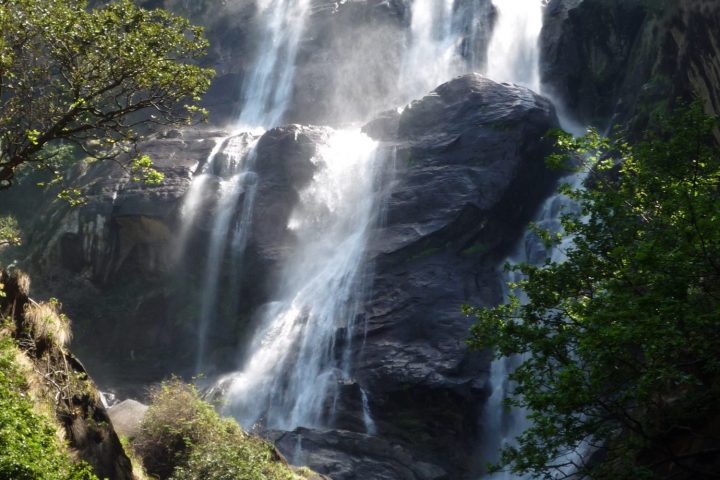 Sanje Waterfall, Udzungwa Mountains